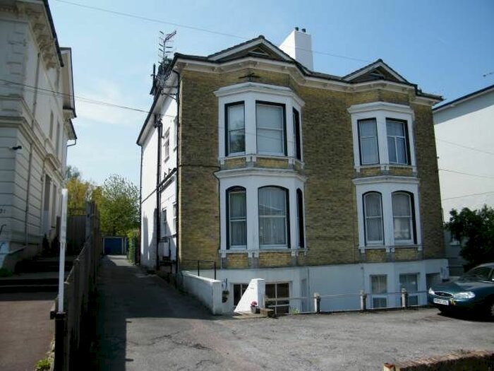 1 Bedroom Flat To Rent In Beulah Road, Tunbridge Wells, Kent TN1