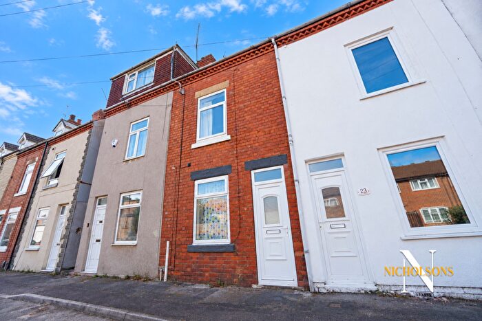 3 Bedroom Terraced House To Rent In Worksop, Nottinghamshire, S80