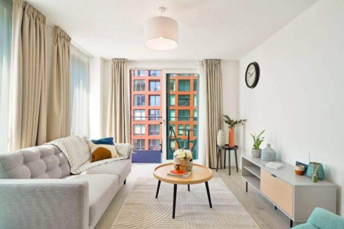 1 Bedroom Apartment To Rent In Clay, M5