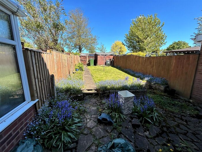 3 Bedroom Terraced House For Sale In Poplar Road, Bishops Itchington, Southam, CV47
