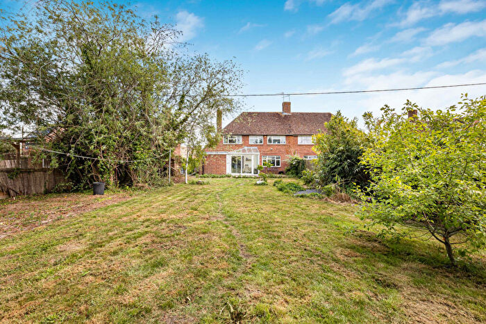 3 Bedroom Semi-Detached House For Sale In Wick Green, Wantage, OX12