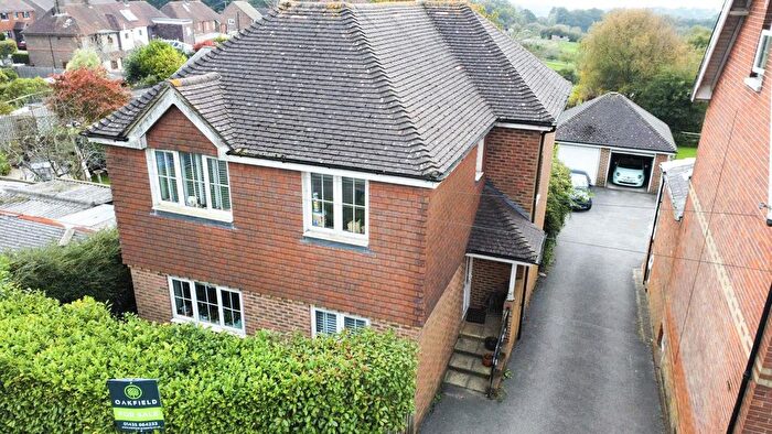 4 Bedroom Detached House For Sale In Cross In Hand, Heathfield, TN21
