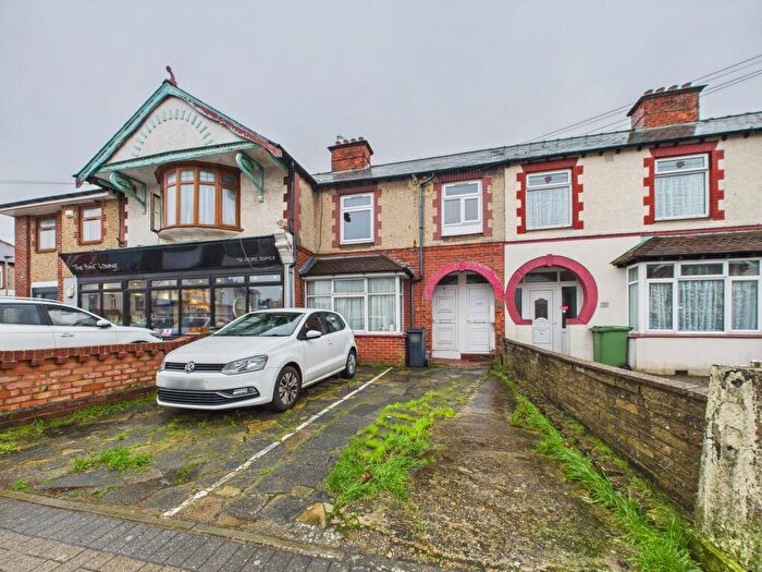 1 Bedroom Flat For Sale In Chatsworth Avenue, Cosham, Portsmouth, PO6