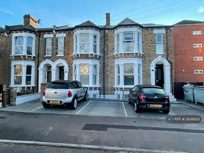 1 Bedroom Flat To Rent In Penge, London, SE20