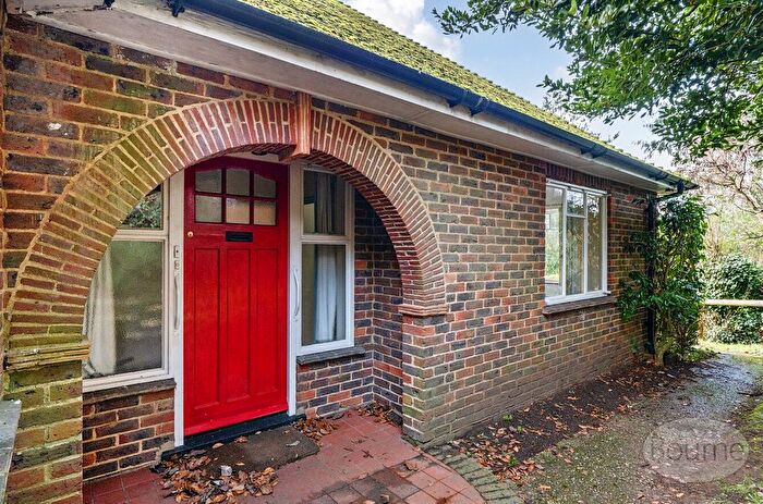 3 Bedroom Bungalow For Sale In West Street, Rogate, Petersfield, West Sussex, GU31
