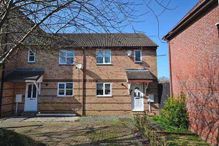 3 Bedroom End Of Terrace House For Sale In Rosemullion Avenue, Tattenhoe, Milton Keynes, Buckinghamshire, MK4