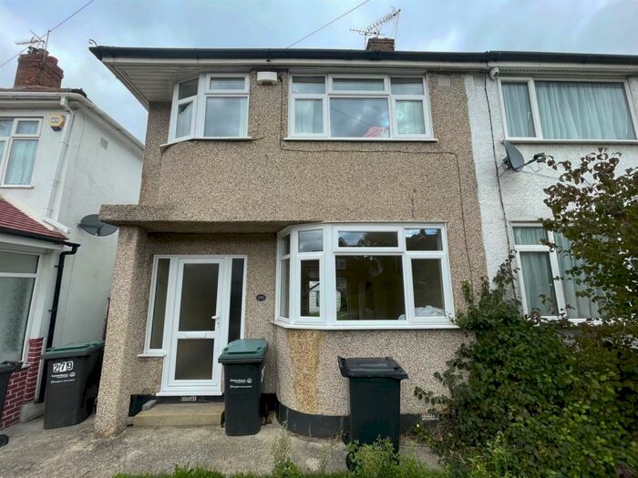 3 Bedroom Semi-Detached House To Rent In Old Road East, Gravesend, Kent, DA12