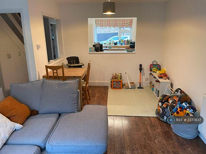 3 Bedroom Terraced House To Rent In Cresswell Road, Chesham, HP5