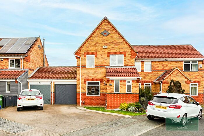 3 Bedroom Semi Detached House For Sale In Petworth Crescent, Ingleby Barwick, Stockton-On-Tees, TS17