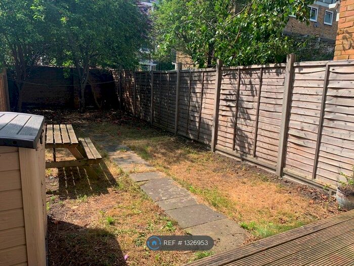 4 Bedroom Flat To Rent In Wickford Street, London, E1