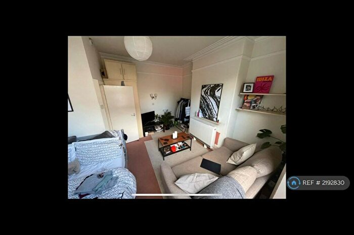 1 Bedroom Flat To Rent In Eastgrove Road, Sheffield, S10