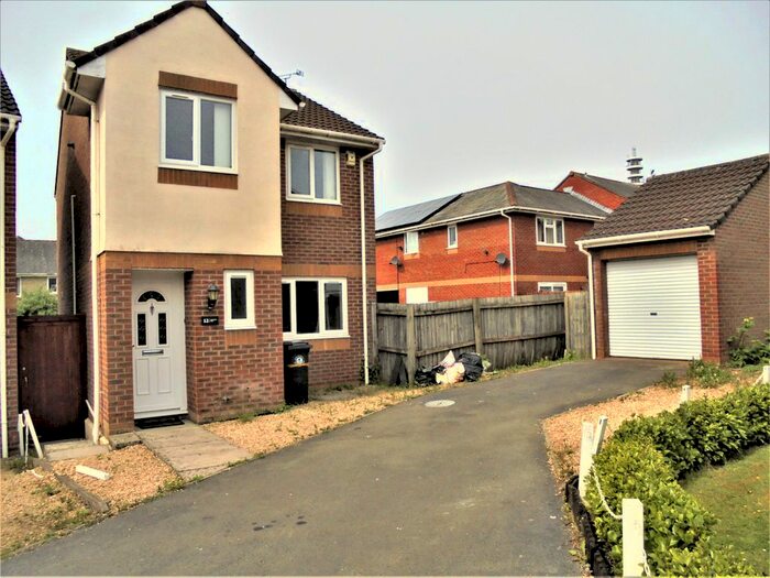 3 Bedroom Detached House To Rent In Barkleys Hill, Stapleton, Bristol, BS16