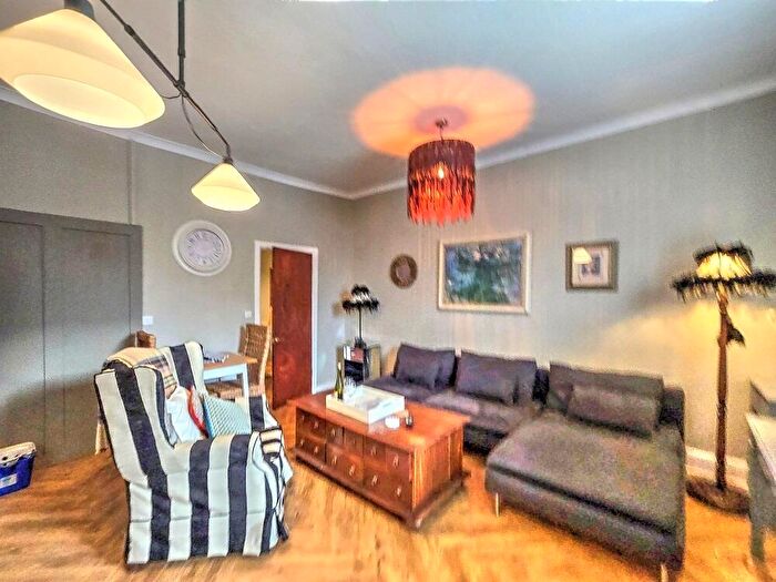 1 Bedroom Flat For Sale In Northenden Road, Sale, M33