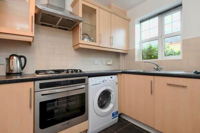 2 Bedroom End Of Terrace House To Rent In Honiton Gardens, Mill Hill, NW7