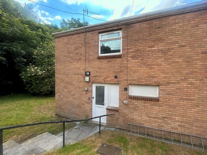 4 Bedroom House To Rent In Park Village, S2