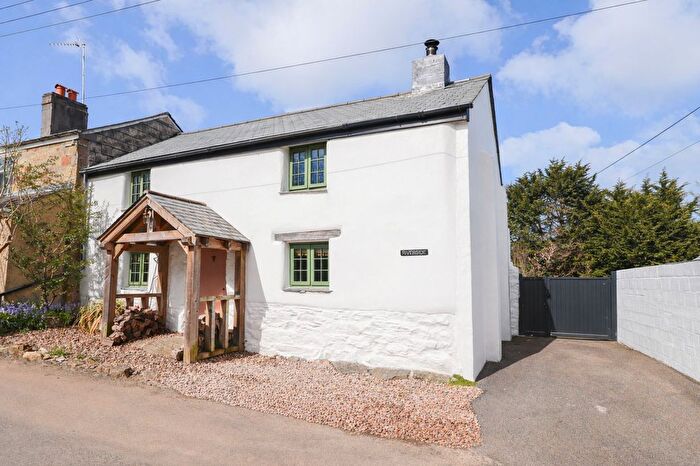 3 Bedroom Semi Detached House For Sale In Riverside Cottage, Newquay, TR8