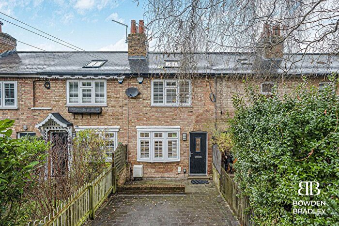 2 Bedroom Property For Sale In Lambourne Square, Lambourne End, RM4