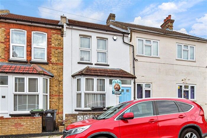 3 Bedroom Terraced House For Sale In Alfred Road, Gravesend, Kent, DA11