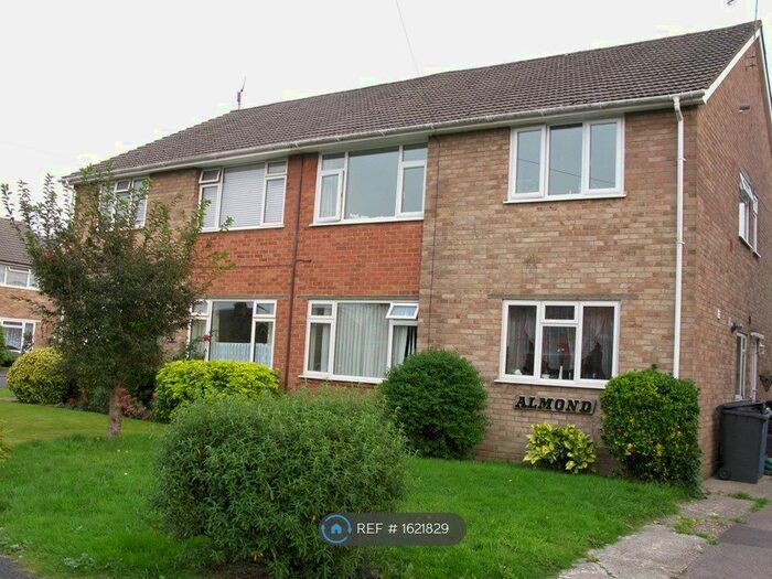 2 Bedroom Maisonette To Rent In Almond Court, Church Crookham, Fleet, GU52
