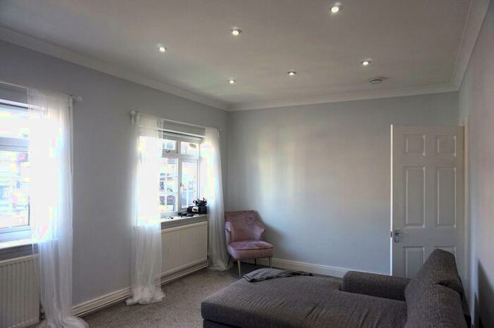 2 Bedroom Flat To Rent In Steynton Avenue, Bexley, DA5