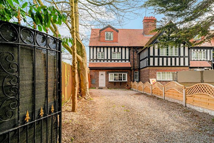 4 Bedroom Terraced House For Sale In Greenhill Road, Allerton, L18