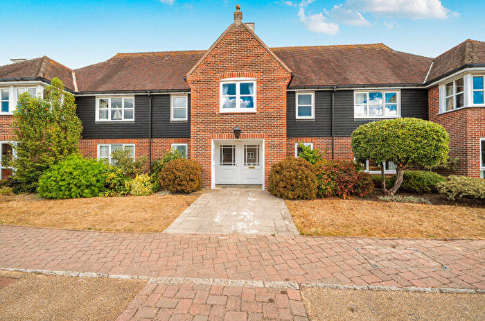 2 Bedroom Flat For Sale In Northfield Court, Aldeburgh, IP15
