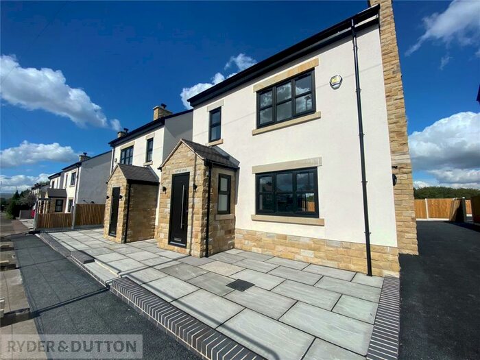 3 Bedroom Detached House To Rent In Shaw Road, Thornham, Royton, OL16