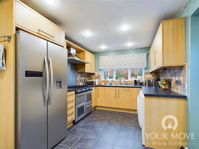 4 Bedroom Detached House For Sale In Thorn Tree Drive, Crewe, Cheshire, CW1