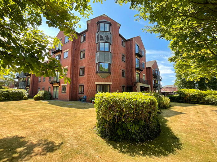 2 Bedroom Retirement Property For Sale In St Pauls Street, Southport, PR8