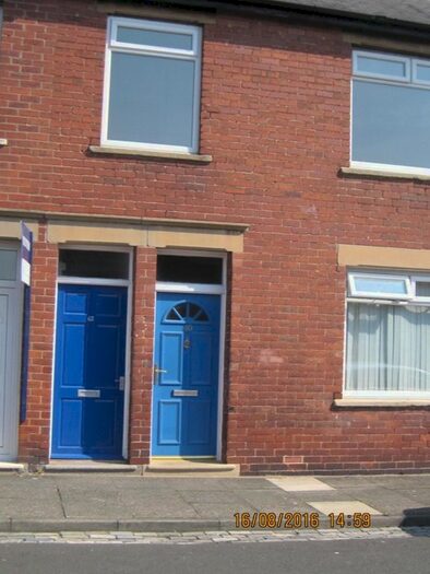 2 Bedroom Flat To Rent In Shafto Street, Wallsend, NE28