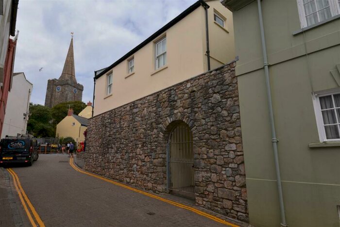 3 Bedroom Apartment For Sale In "Up Above" Flat, Cresswell Street, Tenby, Pembrokeshire., SA70