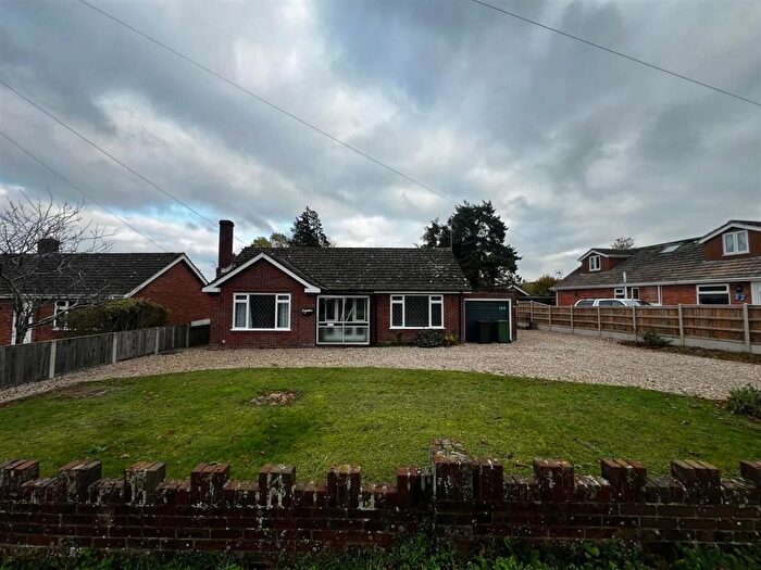 2 Bedroom Bungalow To Rent In Shipdham Road, Dereham, NR19