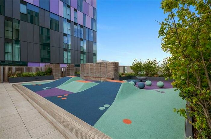 1 Bedroom Apartment To Rent In Pinnacle Apartments, Saffron Central Square, Croydon, CR0