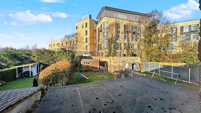 3 Bedroom Semi-detached House To Rent In Tilling Road, Bristol, BS10