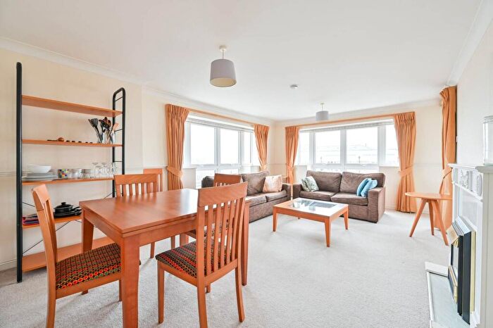 2 Bedroom Flat To Rent In Princes Riverside Road, Rotherhithe, London, SE16