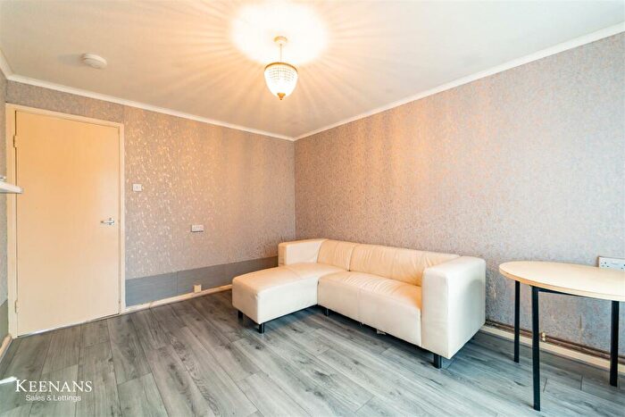 1 Bedroom Flat To Rent In Colebrook Drive, Manchester, M40