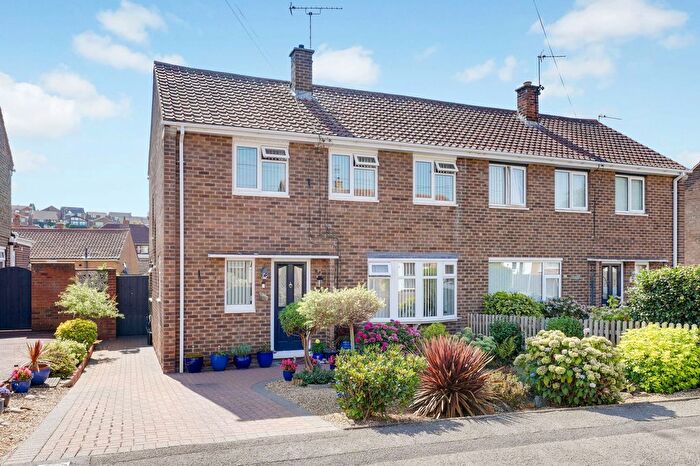 3 Bedroom Semi-Detached House For Sale In St. Marys Close, Arnold, NG5