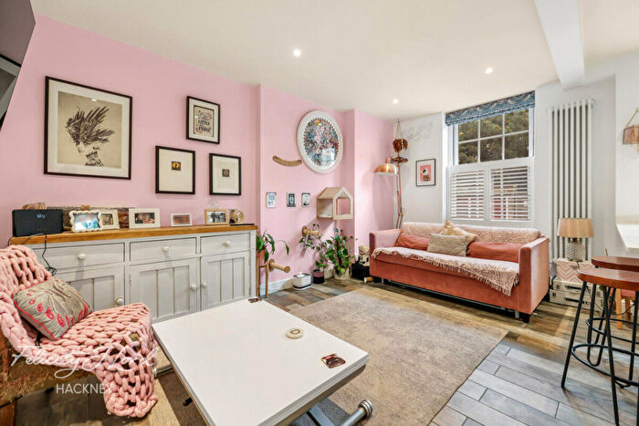 1 Bedroom Flat For Sale In Valette Street, London, E9