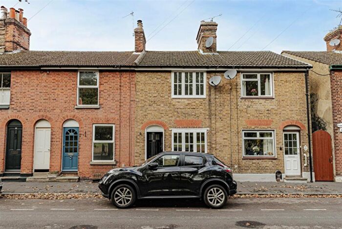 3 Bedroom Terraced House For Sale In Park Road, Faversham, ME13