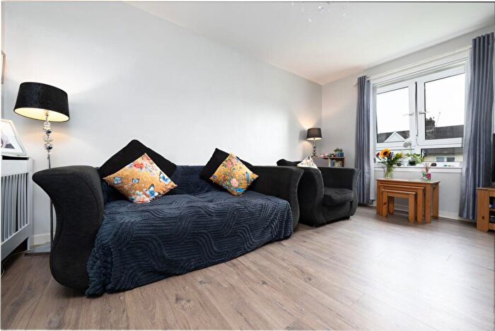 2 Bedroom Flat For Sale In Nelson Road, Gourock, PA19