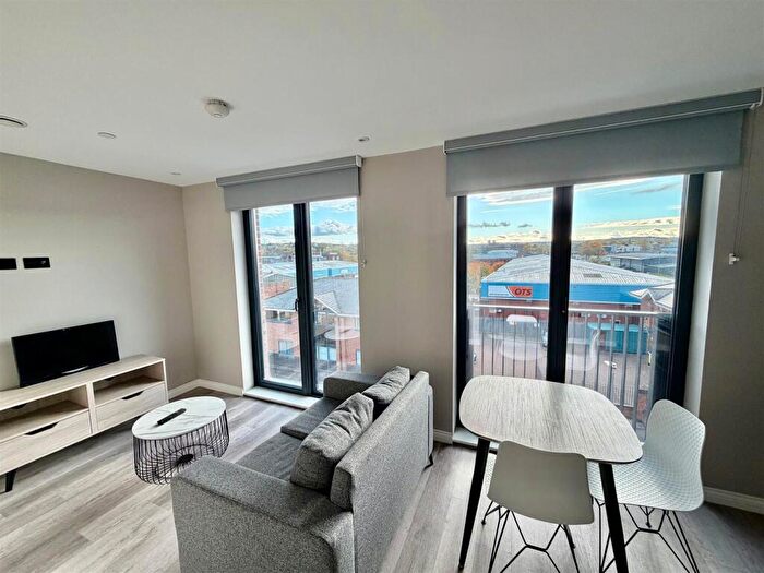 1 Bedroom Apartment To Rent In Springwell Gardens, Leeds City Centre, LS12