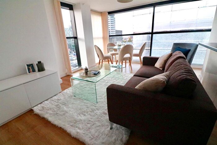 2 Bedroom Flat To Rent In Pall Mall, Hamilton House, Liverpool, L3