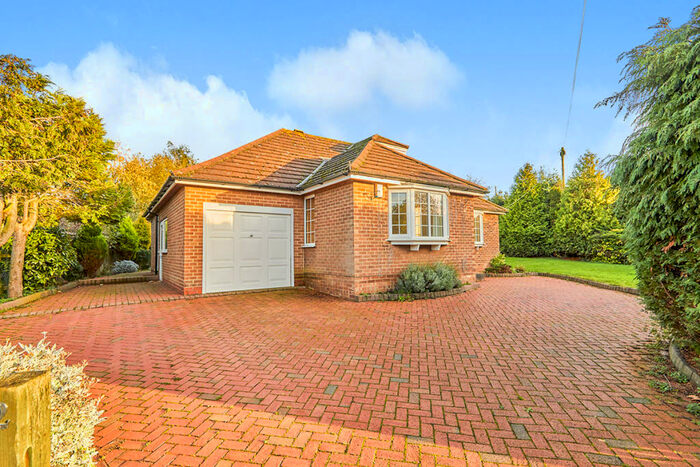 3 Bedroom Bungalow To Rent In Brook Street, Hartshorne, Swadlincote, Derbyshire, DE11