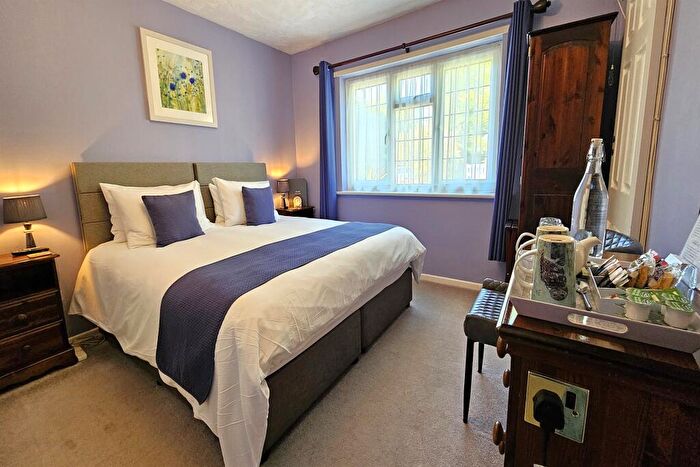 6 Bedroom Detached Bungalow For Sale In Wareham, BH20 - Photo 6
