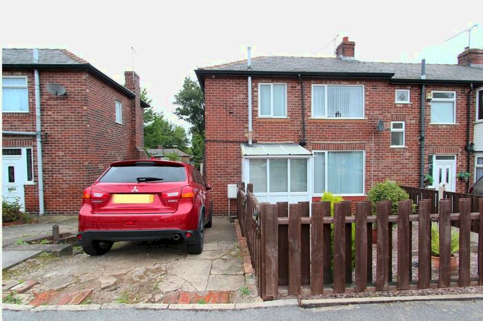 2 Bedroom End Of Terrace House To Rent In Chestnut Avenue, Sheffield, S9