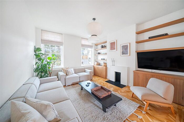2 Bedroom Flat To Rent In Holland Street, London, W8