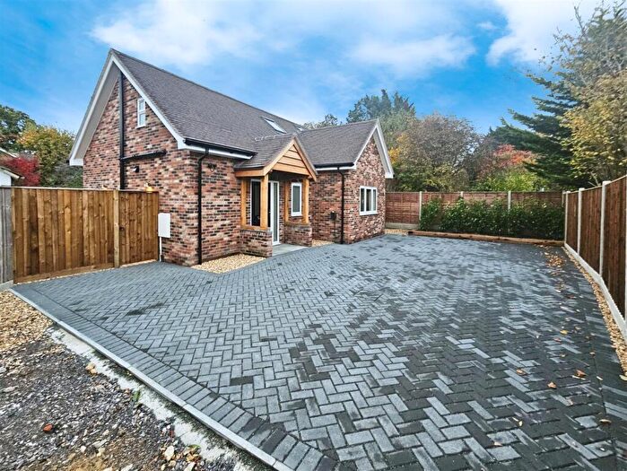 3 Bedroom Detached House To Rent In The Hatches, Frimley Green, Camberley, GU16