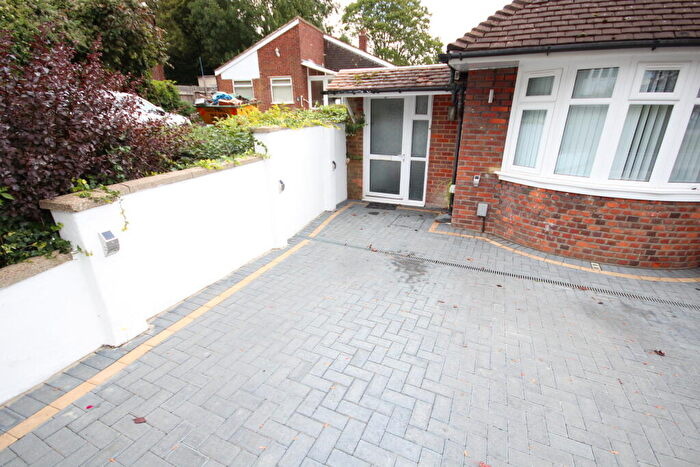 1 Bedroom Bungalow To Rent In The Annexe, Preston Gardens, Luton, LU2