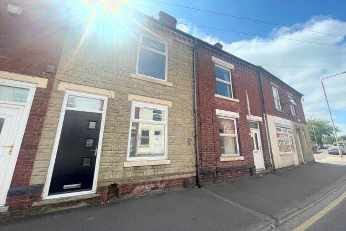 3 Bedroom Terraced House To Rent In Watnall Road, Nottingham, NG15