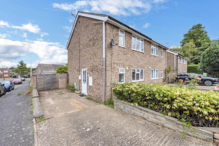 3 Bedroom Semi Detached House For Sale In Scarlin Road, Bury St Edmunds, IP33